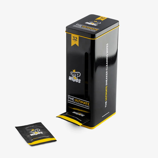 CREP PROTECT THE ULTIMATE SNEAKER CLEANING WIPES 32-PACK detail