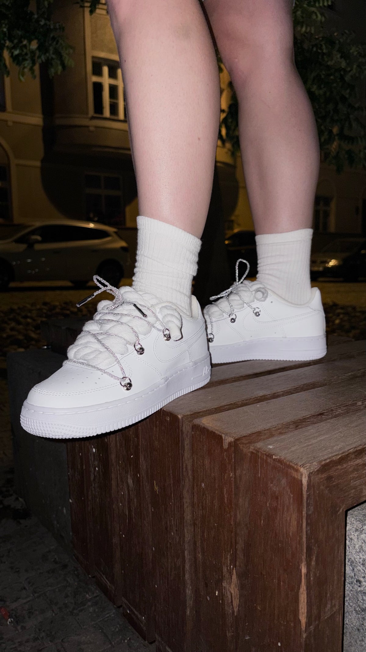 AF1 over laces – od 3 859 Kč | Kosmo Studio