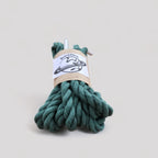 Rope laces thin dark green detail