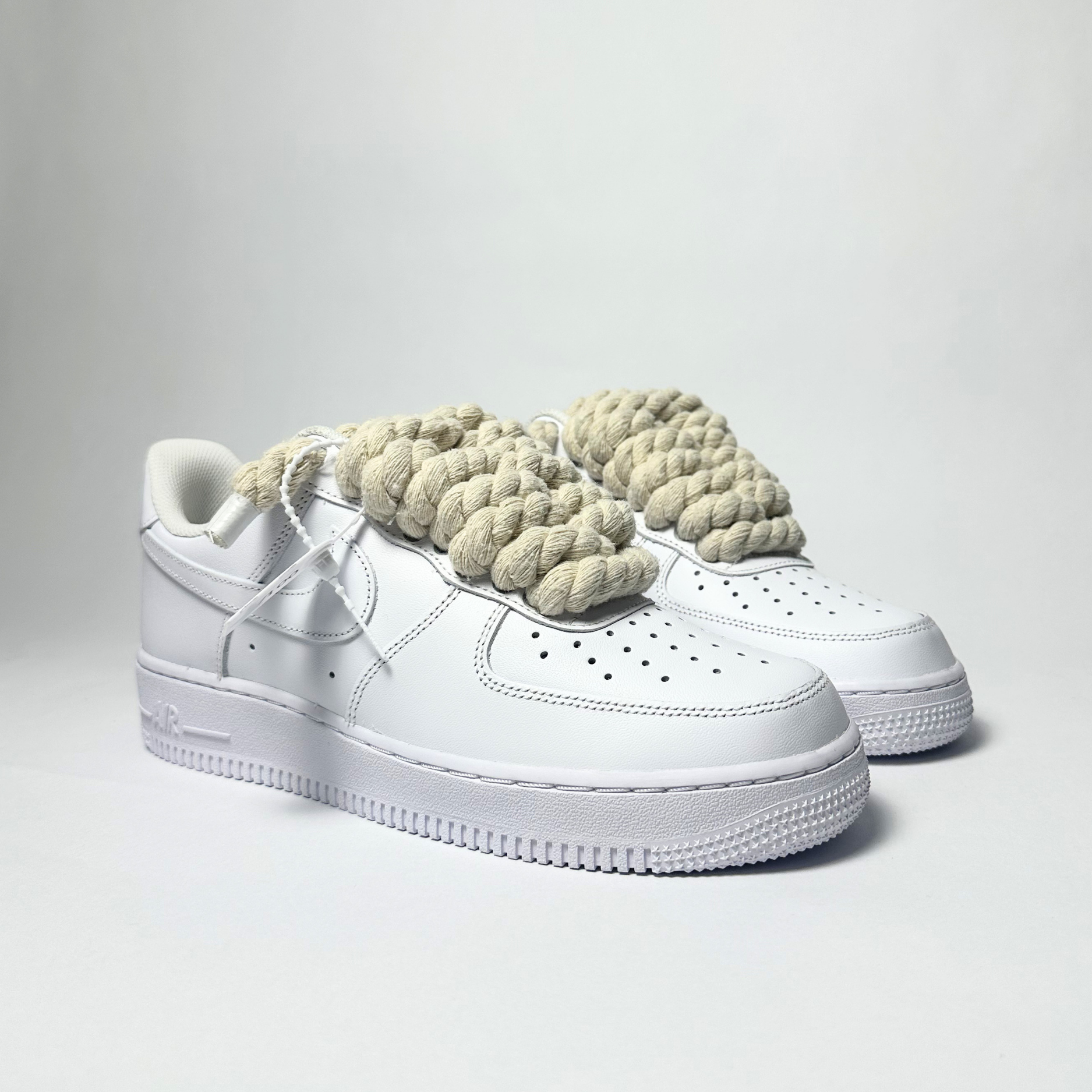 Nike Air Force 1 bílé Custom béžové tlusté rope laces