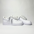 Nike Air Force 1 bílé Custom bílé tlusté rope laces – pohled zezadu