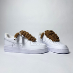 Nike Air Force 1 bílé Custom hnědé tlusté rope laces – pohled zezadu