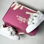 Nike Air Force 1 Custom bílé rope laces se shiny Over laces – detail šněrování