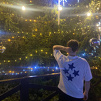 t-shirt star graphic 